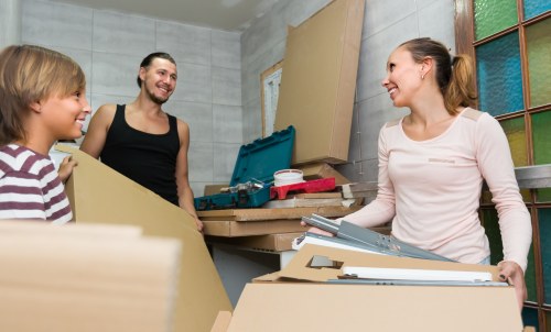 Removal team planning a move in Chiswick street